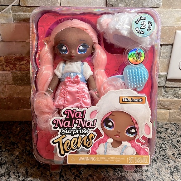 Na!Na!Na surprise teens Lila Lamb NIB - Picture 1 of 8